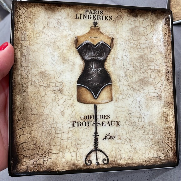 French Paris theme appetizer plates - Picture 4 of 6